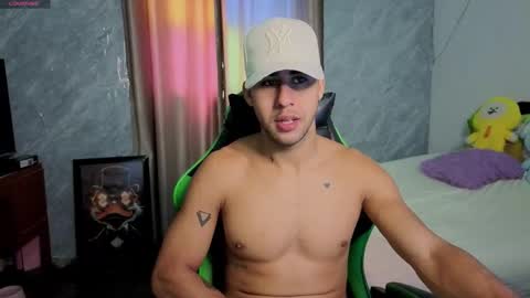 Snapshot of alejandrojf_00 chatting on 02/19/26, 02:24 Daiki jack online show from 02/19/26, 02:24