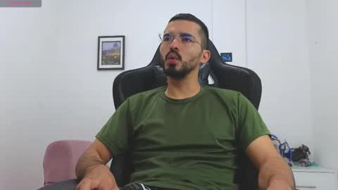 alejandroo_7 online show from 12/20/25, 05:20