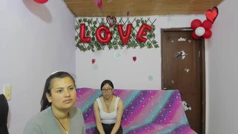 zoe and Kataleya online show from 02/28/25, 12:31