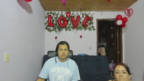 zoe and Kataleya online show from 03/04/25, 12:33