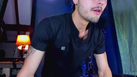 alejo_323__ online show from 01/03/25, 02:43