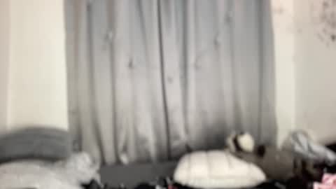 Snapshot of alejo_cute chatting on 05/23/26, 02:10 alejo_cute online show from 05/23/26, 02:10