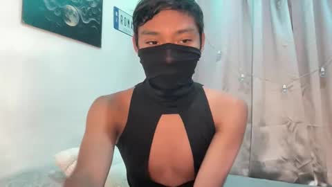 Snapshot of alejo_cute chatting on 05/26/26, 01:29 alejo_cute online show from 05/26/26, 01:29