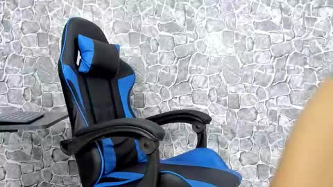 alejo peverell online show from 12/13/25, 07:53