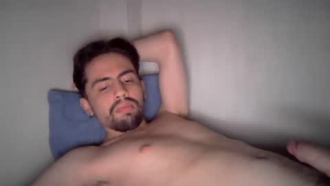 alejo_shy online show from 12/17/24, 07:40