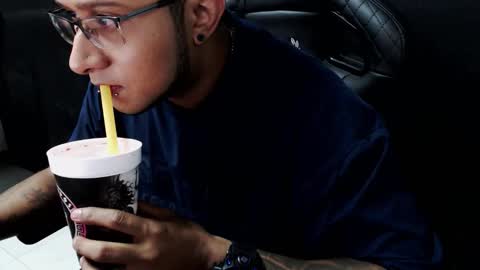 Snapshot of alejoconex6 chatting on 11/09/25, 06:12 Alejo online show from 11/09/25, 06:12