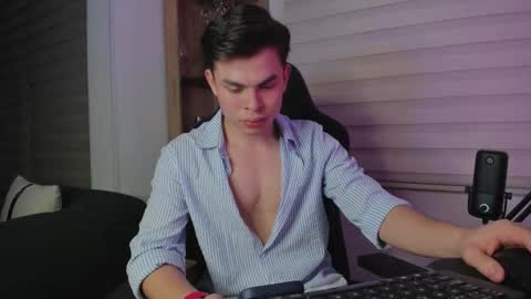 ONLYFANS Alejoo twink online show from 02/19/26, 05:36