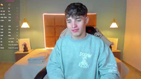 ALejoo Saenz online show from 10/12/25, 01:59