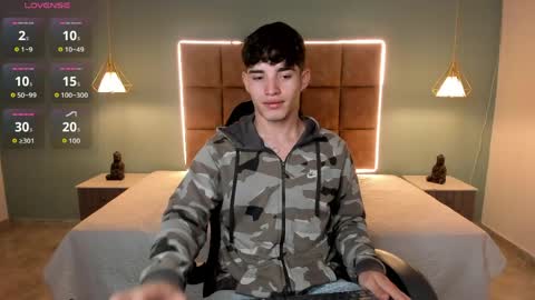 ALejoo Saenz online show from 05/15/26, 03:57