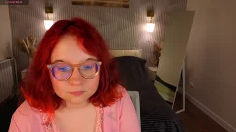 Snapshot of aleks_caste chatting on 06/30/26, 05:36 Aleks online show from 06/30/26, 05:36