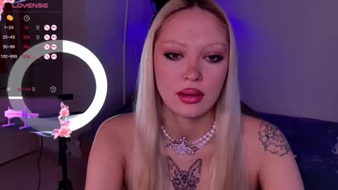 Snapshot of aleksacandy chatting on 11/16/25, 03:12 aleksacandy online show from 11/16/25, 03:12