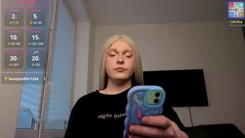 ALENA  INDEPENDENT MODEL online show from 05/05/26, 03:09