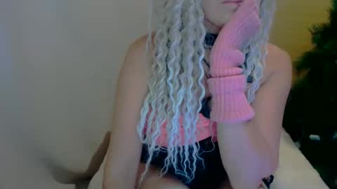 Luly online show from 11/28/25, 09:56