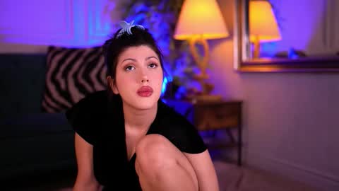 alenacapricious online show from 10/19/25, 04:51