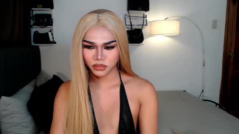 alenajones online show from 01/25/25, 08:42