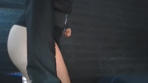 Snapshot of alepornx chatting on 01/31/26, 07:23 Gabiixxx online show from 01/31/26, 07:23