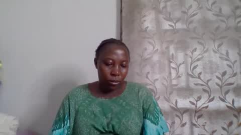 Noreen Kennth and Emilly online show from 09/27/25, 07:24