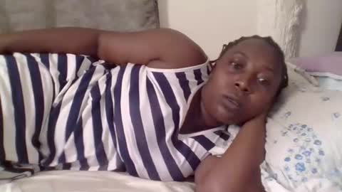 Noreen Kennth and Emilly online show from 03/12/26, 08:09