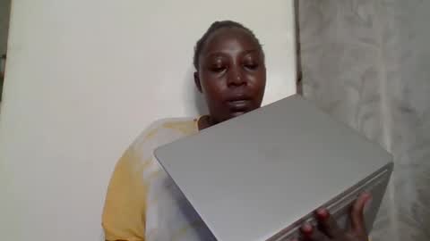 Noreen Kennth and Emilly online show from 03/20/26, 06:51