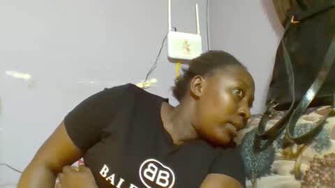Snapshot of alesha_ chatting on 04/23/26, 06:47 Noreen Kennth and Emilly online show from 04/23/26, 06:47