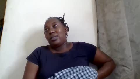 Snapshot of alesha_ chatting on 05/24/26, 06:35 Noreen Kennth and Emilly online show from 05/24/26, 06:35