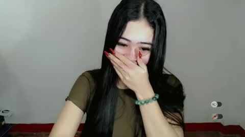 Snapshot of alesha_vibe_me chatting on 12/11/24, 05:21 alesha_vibe_me online show from 12/11/24, 05:21