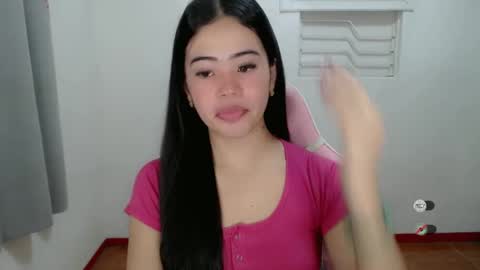 Snapshot of alesha_vibe_me chatting on 12/26/24, 04:43 alesha_vibe_me online show from 12/26/24, 04:43