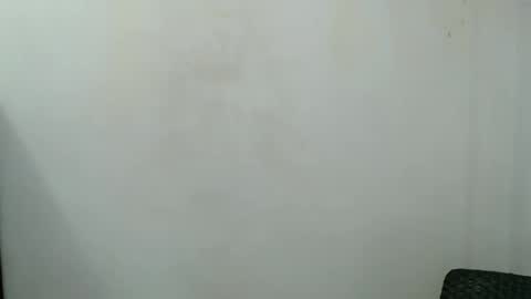 Snapshot of alesha_vibe_me chatting on 03/04/25, 10:46 alesha_vibe_me online show from 03/04/25, 10:46