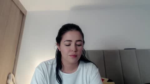 Aleska online show from 11/30/25, 10:14