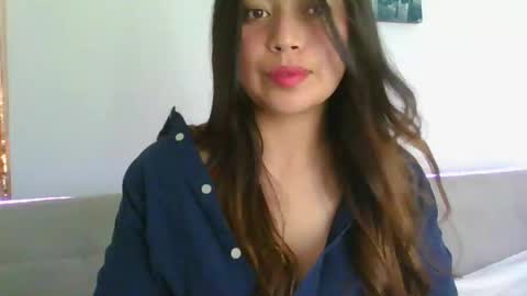 QUEEN OFF MILk  IM BACK  15 NOV online show from 11/15/25, 09:00