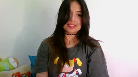 QUEEN OFF MILk  IM BACK  15 NOV online show from 02/06/26, 11:30