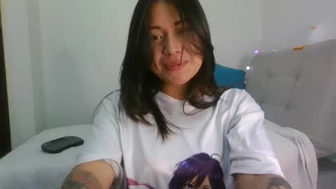 QUEEN OFF MILk  IM BACK  15 NOV online show from 03/12/26, 09:21