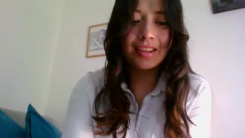 QUEEN OFF MILk  IM BACK  15 NOV online show from 05/11/26, 09:01