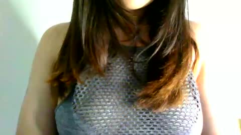 QUEEN OFF MILk  IM BACK  15 NOV online show from 05/21/26, 09:33