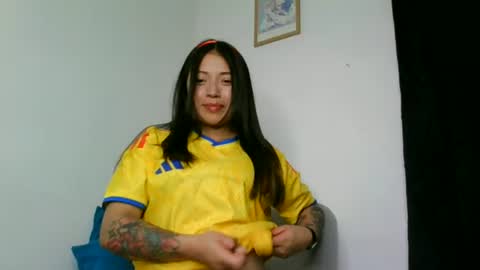 Snapshot of aleska_dollx chatting on 06/24/26, 12:31 QUEEN OFF MILk IM BACK 15 NOV online show from 06/24/26, 12:31