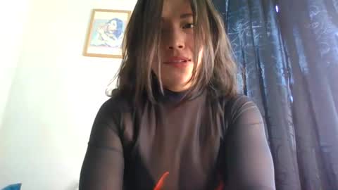 Snapshot of aleska_dollx chatting on 06/25/26, 06:23 QUEEN OFF MILk IM BACK 15 NOV online show from 06/25/26, 06:23