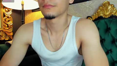 Snapshot of aless_king chatting on 06/14/26, 12:19 Alessandro King online show from 06/14/26, 12:19