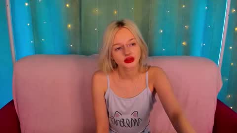 Snapshot of alessakiss chatting on 02/16/26, 09:05 alessakiss online show from 02/16/26, 09:05