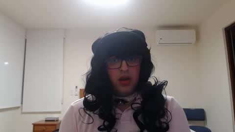 AlessaBabyGirl840 online show from 10/21/25, 08:15