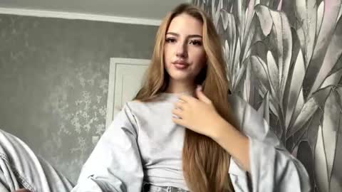 Betty online show from 11/18/25, 09:03