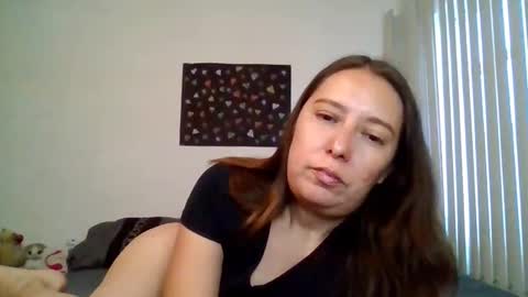 Alessandra Conrado online show from 04/11/26, 09:41