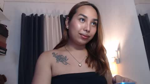 Snapshot of alessandramore chatting on 05/25/26, 12:33 Alessandra online show from 05/25/26, 12:33