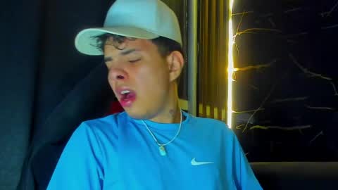 Alessandro online show from 04/19/26, 03:50