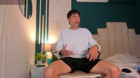 Alessandro Dybala online show from 01/17/25, 11:59