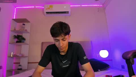 Alessandro Dybala online show from 03/04/25, 02:53