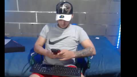 Snapshot of alessandrobooy chatting on 05/31/26, 04:42 alessandro online show from 05/31/26, 04:42