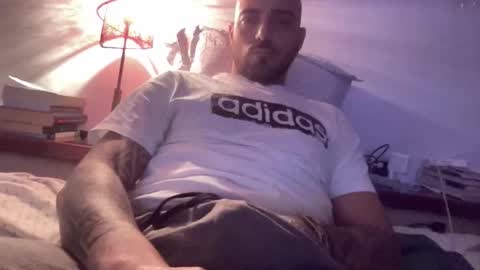 alessandromori91 online show from 12/05/25, 12:19