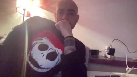 alessandromori91 online show from 12/17/25, 07:03