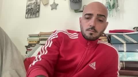 Snapshot of alessandromori91 chatting on 05/17/26, 04:03 alessandromori91 online show from 05/17/26, 04:03
