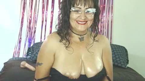 Allesiaboobs online show from 10/18/25, 10:43